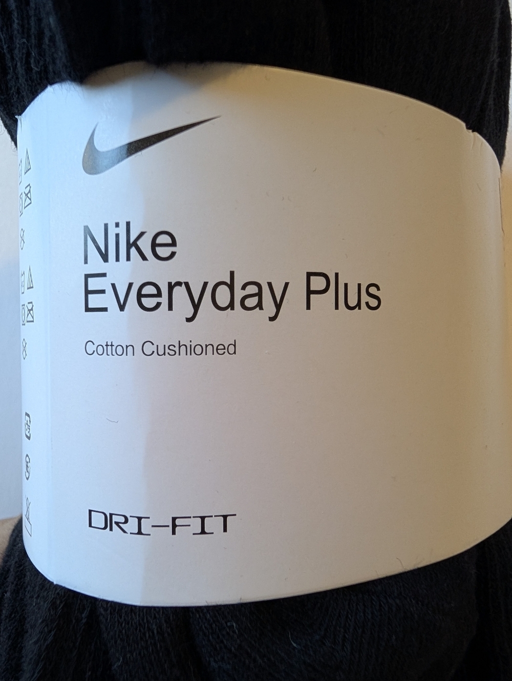 Nike Everyday Plus Black Crew Socks 6 Pack Youth 3Y-5Y / Women's 4-6 New - Picture 2 of 4
